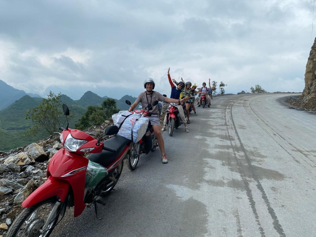 Hg Hostel Provide Tours & Motorbikes Ha Giang Luaran gambar